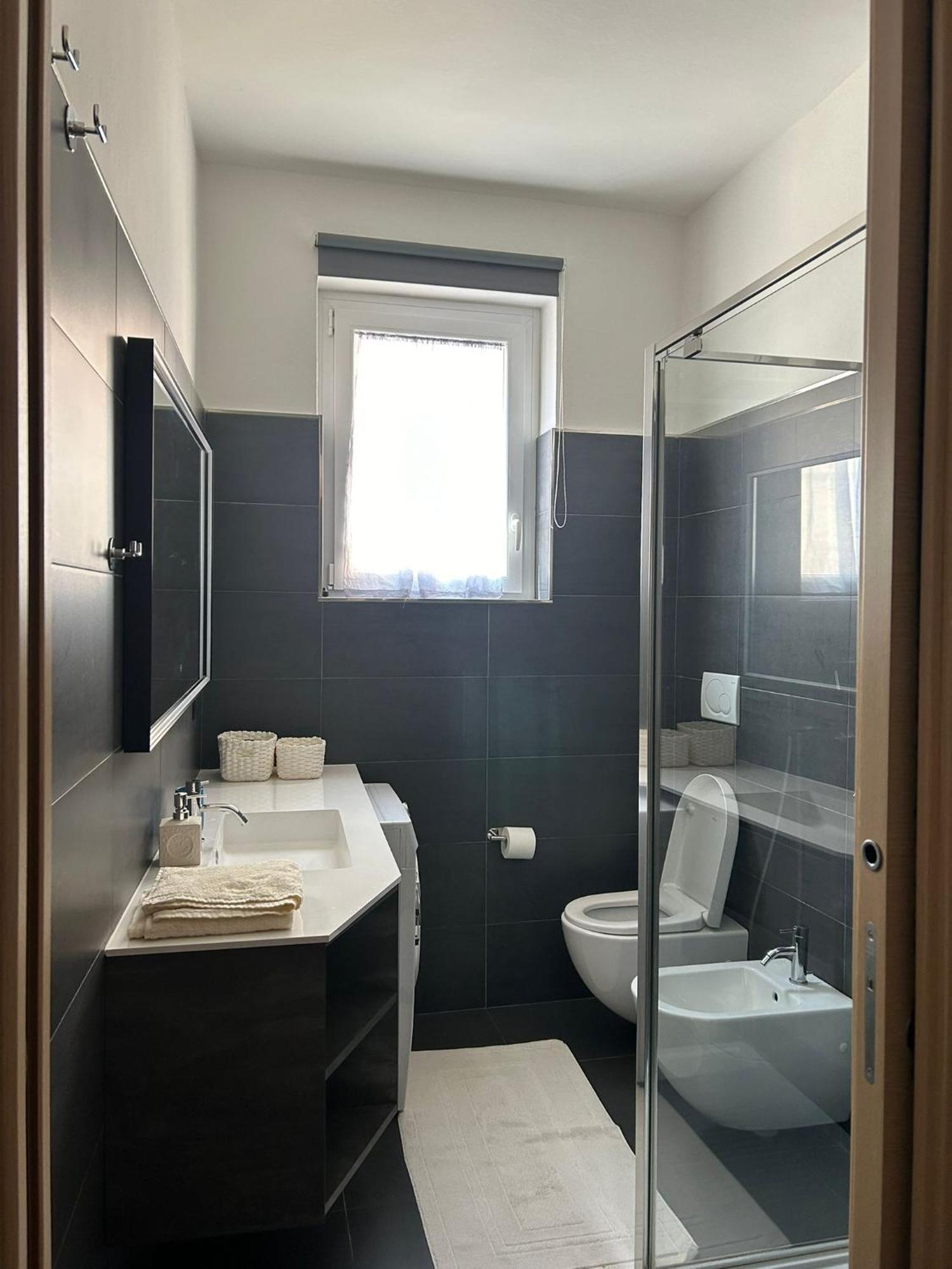 M&M Bergamo Center - Modern Flat With Free Wifi-Netflix And Welcome Italian Coffee Εξωτερικό φωτογραφία